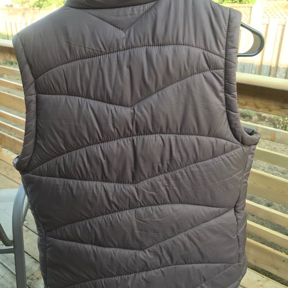 Brown Puffer Vest - Picture 3 of 4